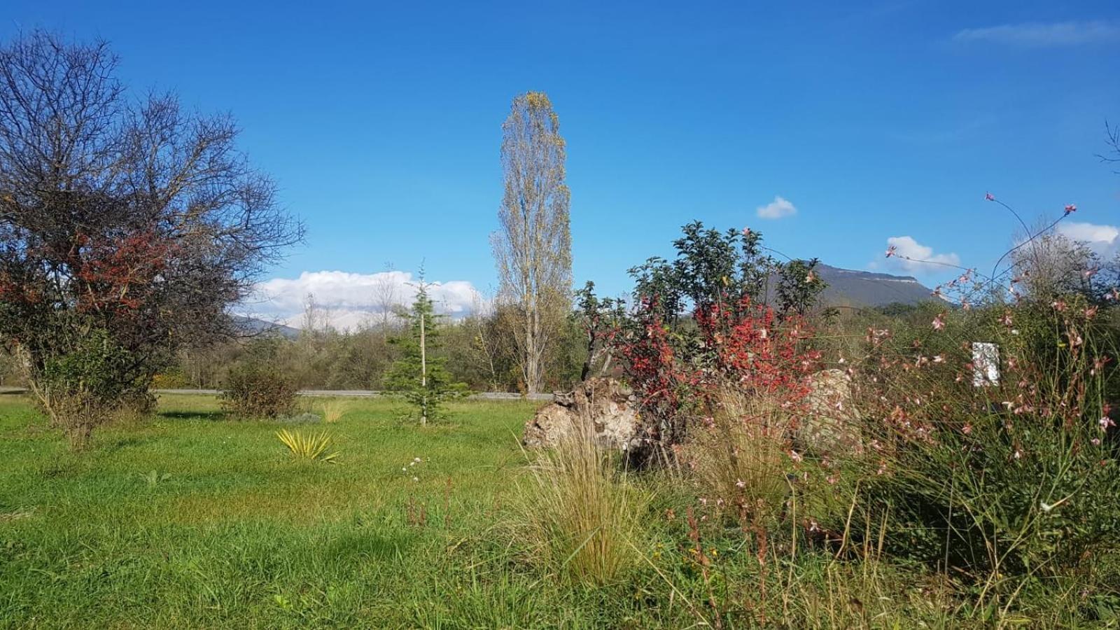 Les Gites Du Saro Chabestan Bagian luar foto
